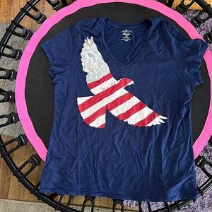 Blue Old Navy eagle t-shirt, women’s xxl